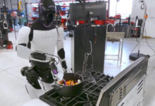 Photo of «Я вообще-то не только танцую»: роботы Tesla Optimus учатся готовить обед и прибираться в доме