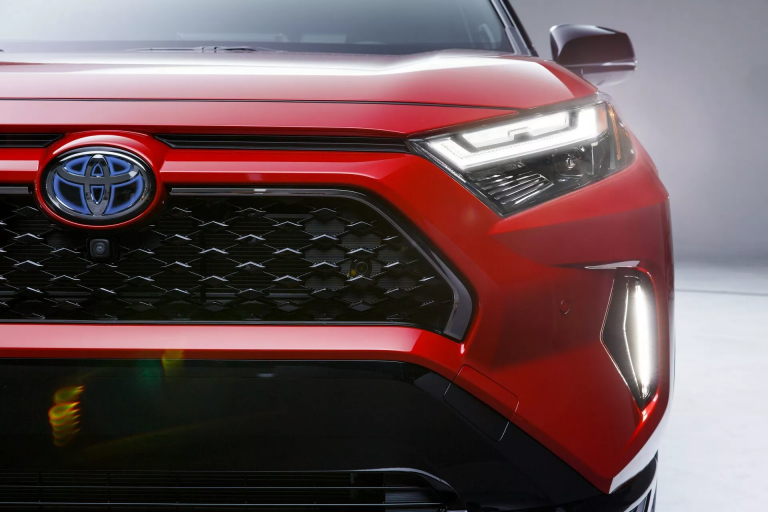 2024-Toyota-RAV4-Prime-1017-6_large_large.png