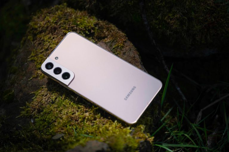 samsung-galaxy-s22-13_large.jpg