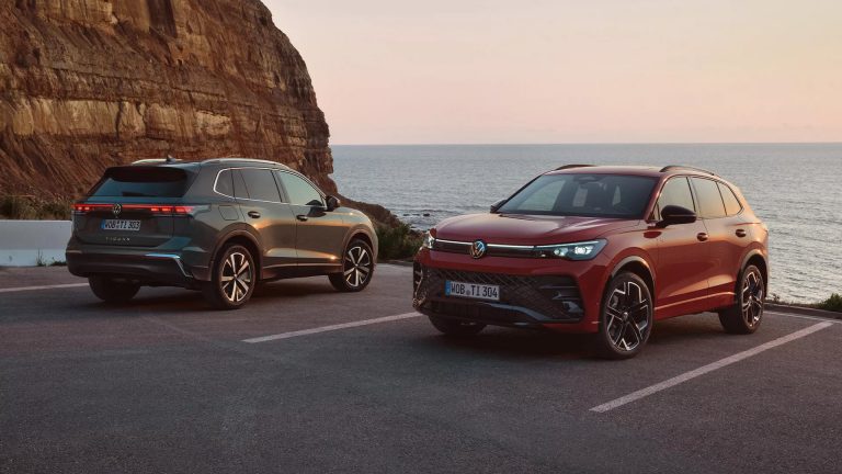the-new-tiguan-mood_gallery_16x9_TN2394_media-220copy_large.jpg